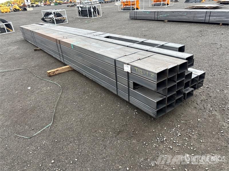 Quantity of 4 x 6 in 24 ft Metal Tube Drugi deli