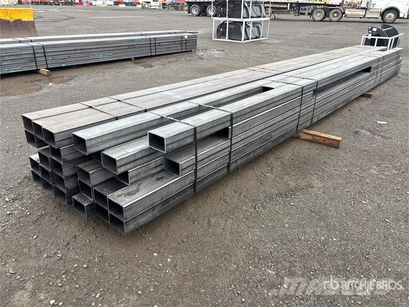 Quantity of 4 x 6 in 24 ft Metal Tube Drugi deli