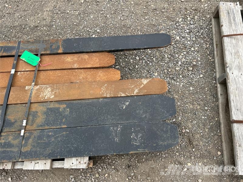 Quantity of 48" and 60" Fork Attachment Vilice
