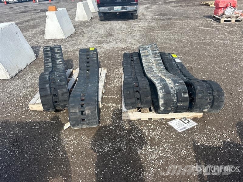Quantity of (5) 12 in Tracks Andre komponenter