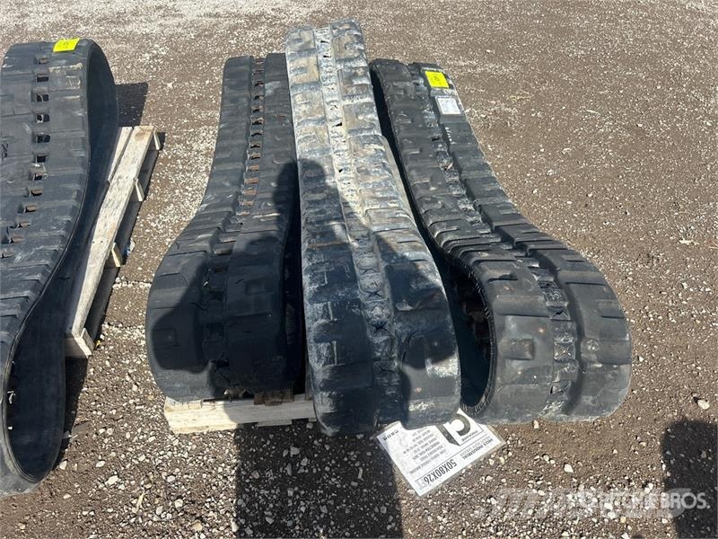 Quantity of (5) 12 in Tracks Andre komponenter