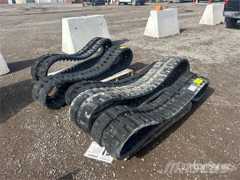 Quantity of (5) 12 in Tracks Andre komponenter