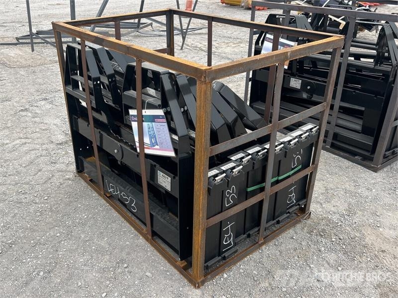  Quantity of (5)  AGT SSCPF48-4400-WFF Skid Steer F Građevinarske viljuške