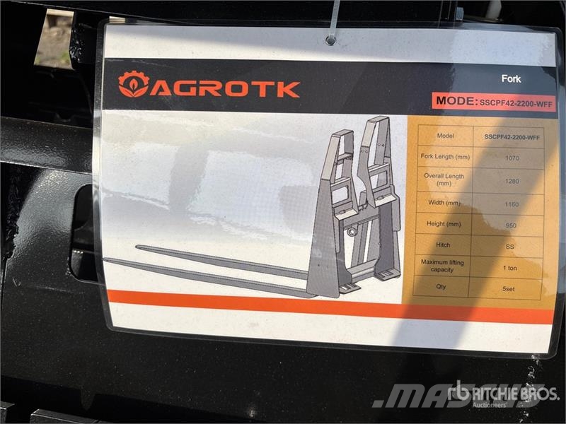 Quantity of (5) AGT SSCPF42-2200-WFF 42 in Skid S Vidlica