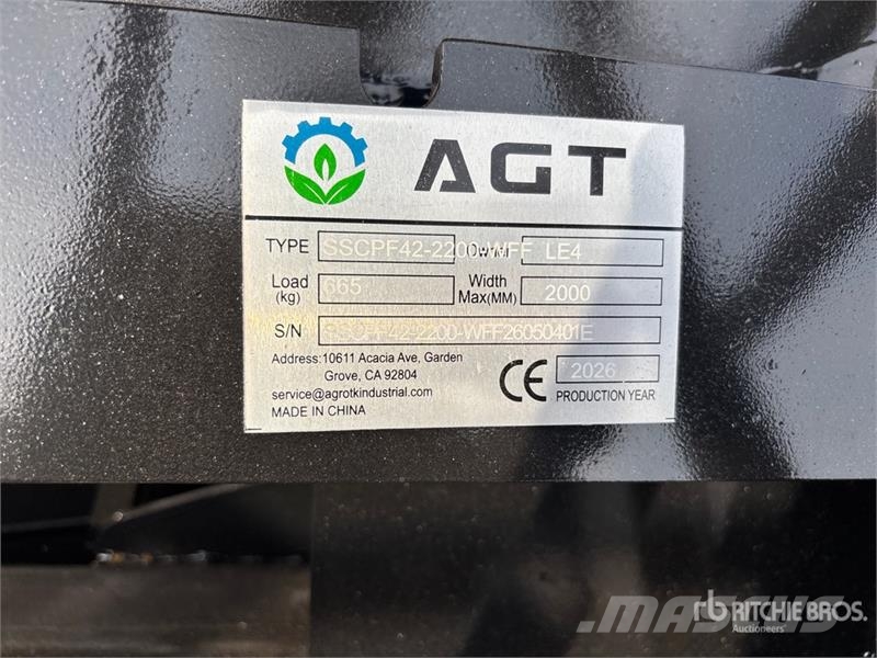 Quantity of (5) AGT SSCPF42-2200-WFF 42 in Skid S Vidlica