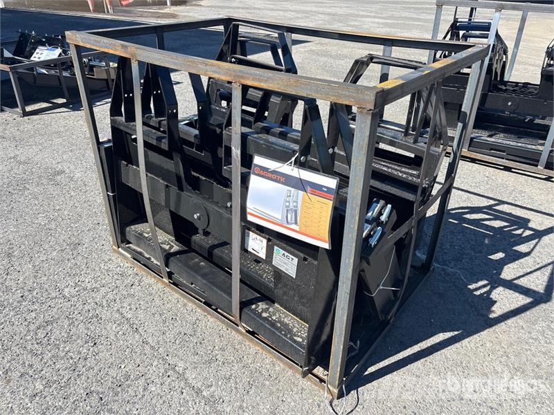 Quantity of (5) AGT SSCPF48-4400-WFF Skid Steer F Vidlica