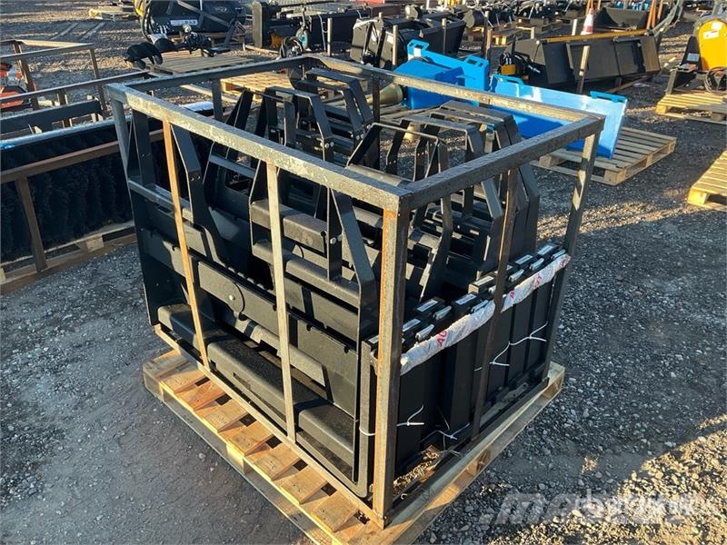 Quantity of (5) AGT SSCPF48-4400-WFF Skid Steer F Forquilhas