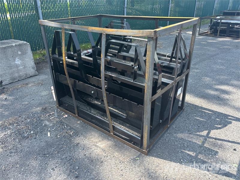 Quantity of (5) AGT SSCPF42-2200-WFF 42 in Skid S Vidlica