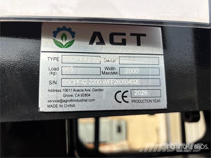 Quantity of (5) AGT SSCPF42-2200-WFF 42 in Skid S Vidlica
