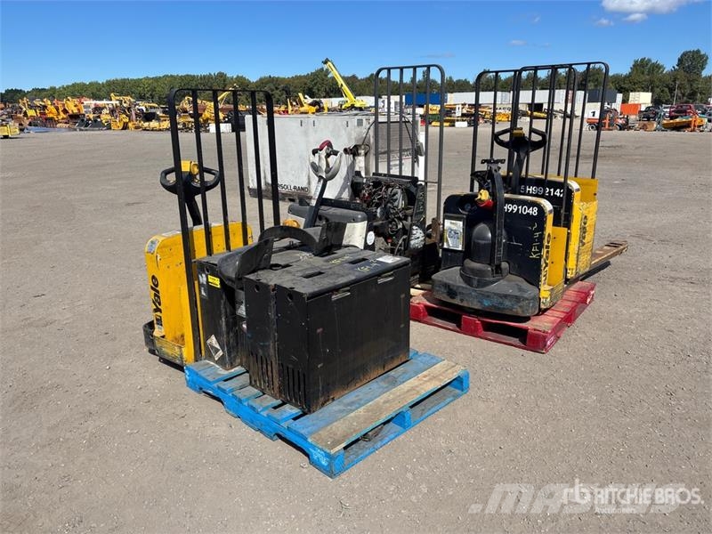 Quantity of (5) Electric Pallet Jack (Inoperable) Kahvelkäru