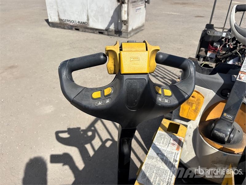 Quantity of (5) Electric Pallet Jack (Inoperable) Kahvelkäru