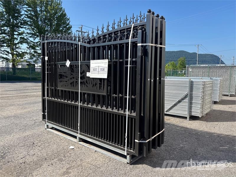 Quantity of (5) GLDG05 20 ft Wrought Iron Bi-Part Další