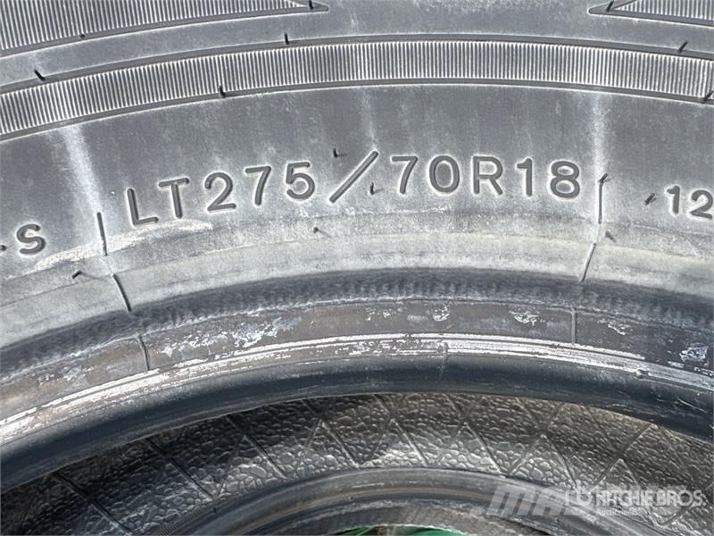 Quantity of (5) Mixed Miscellaneous Tires Opony, koła i felgi