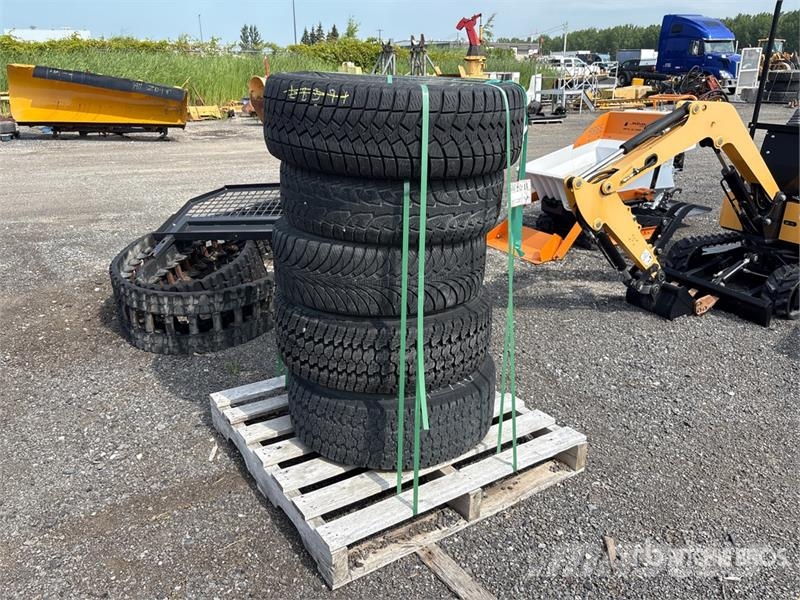 Quantity of (5) Mixed Miscellaneous Tires Opony, koła i felgi