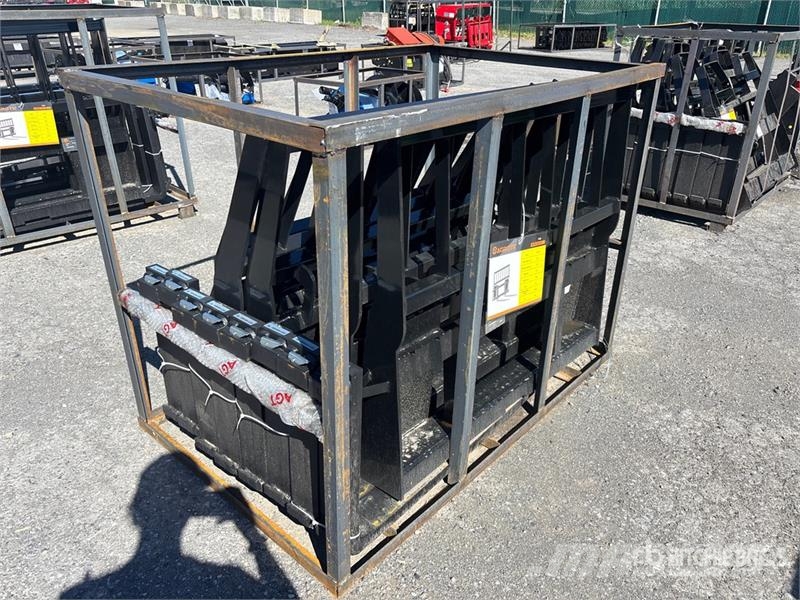 Quantity of (5) Mower King SA-100 48 in Heavy Dut Vidlica