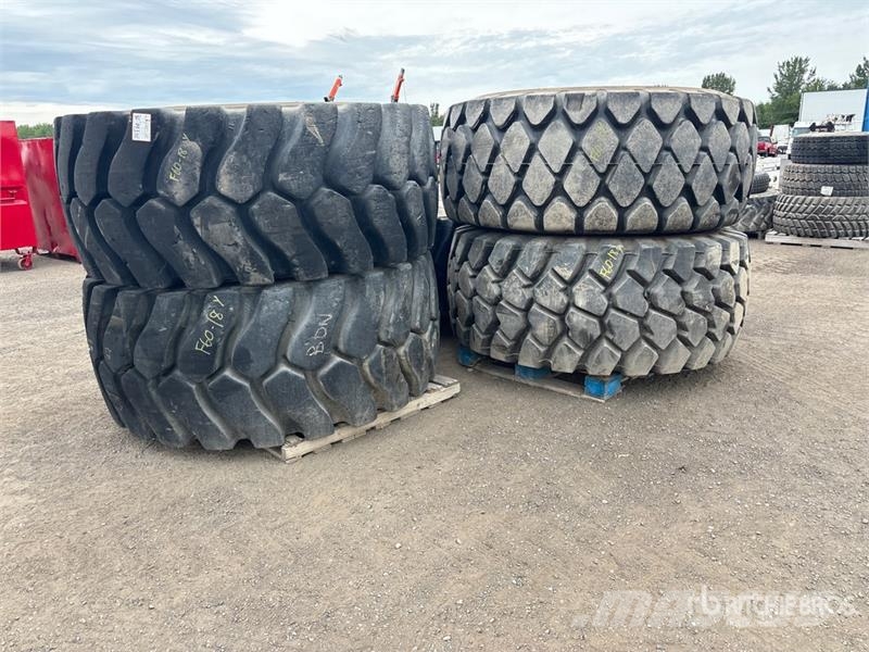 Quantity of (5) Tires Opony, koła i felgi