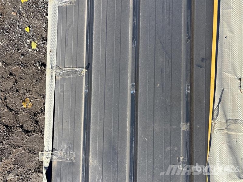 Quantity of (50) SKLP SKH50 Galvalume Steel Sheet Pacēlāji, vinčas un materiālu lifti
