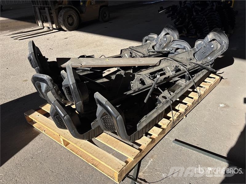  Quantity of (6) Bumper مكونات أخرى