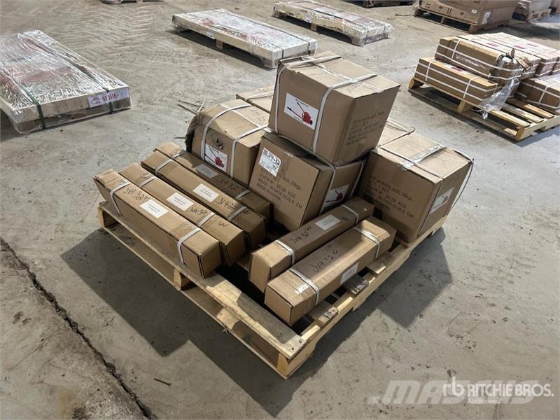 Quantity of (6) BYT ABTJK50 50 ton Air Bottle Jac Строителство - Други