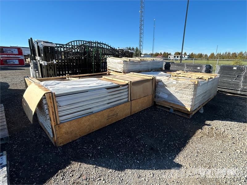 Quantity of (6) Lifts of Cable Covered Moldings Andre komponenter