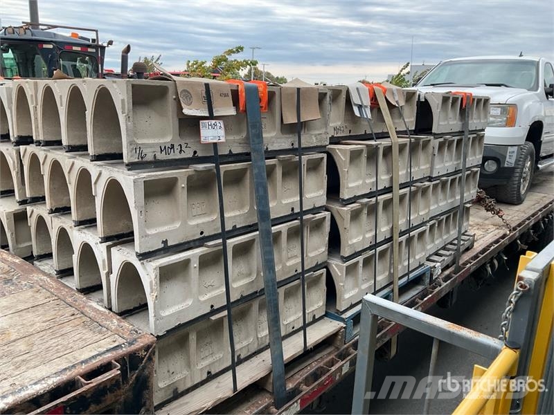 Quantity of (6) Pallets of Trench Drain Ostale poljoprivredne mašine