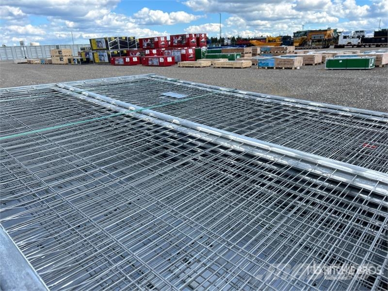  Quantity of (70) 9 ft 6 in x 6 ft Ft Galvanized Si Drugi deli