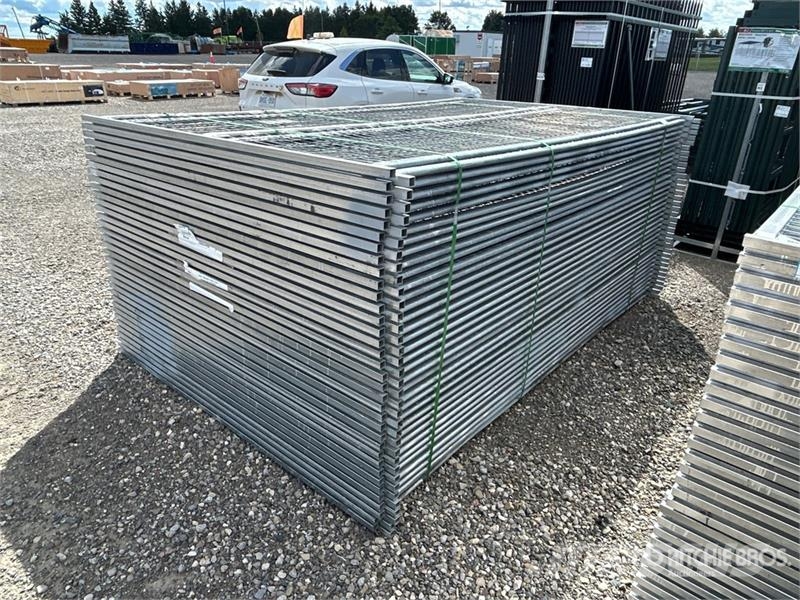  Quantity of (70) 9 ft 6 in x 6 ft Ft Galvanized Si Drugi deli