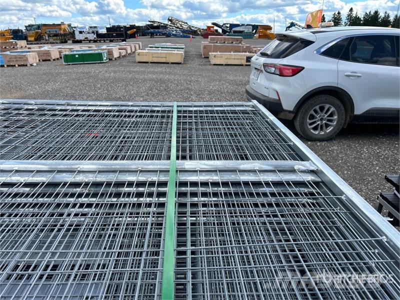  Quantity of (70) 9 ft 6 in x 6 ft Ft Galvanized Si Drugi deli
