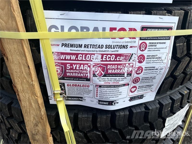 Quantity of (8) 11R22.5 Snow Traction Retread Tire Tyres, wheels and rims