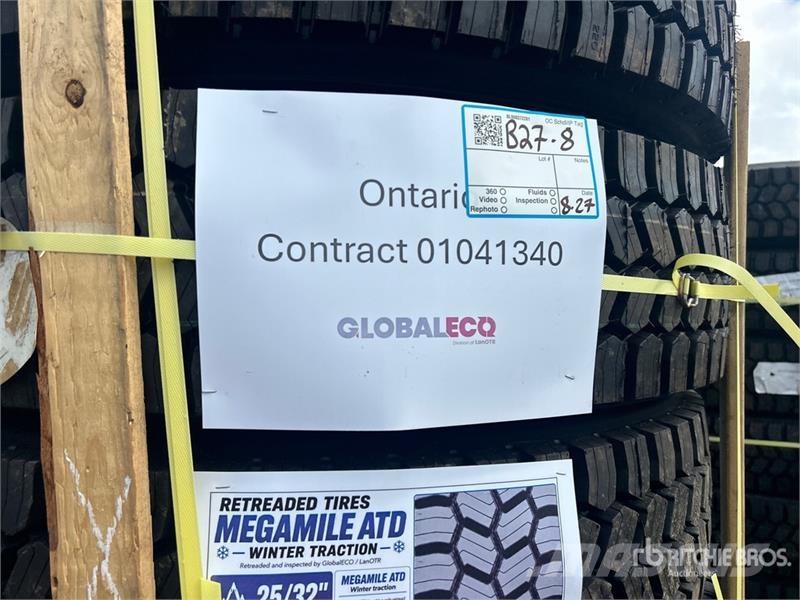 Quantity of (8) 11R22.5 Snow Traction Retread Tire Tyres, wheels and rims