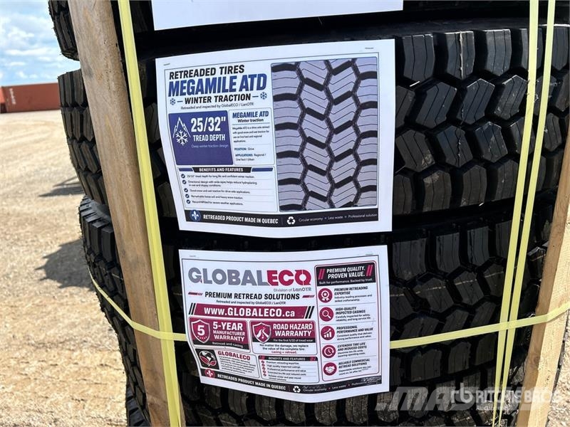  Quantity of (8) 11R22.5 Snow Traction Retread Tire Tyres, wheels and rims
