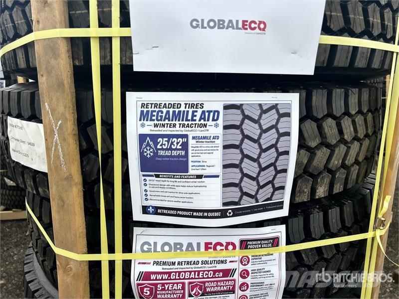  Quantity of (8) 11R22.5 Snow Traction Retread Tire الإطارات والعجلات والحافات
