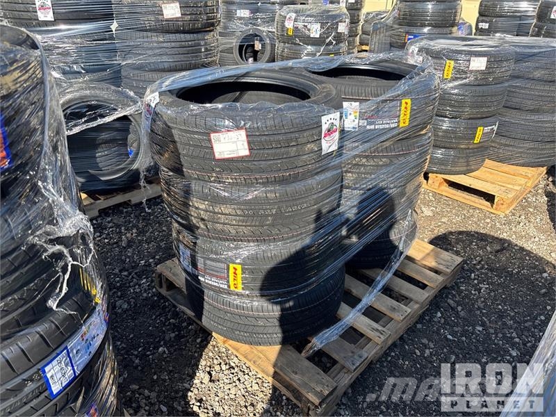  Quantity of (8) 225-50ZR-18 Tires (Unused) 轮胎、车轮、轮圈