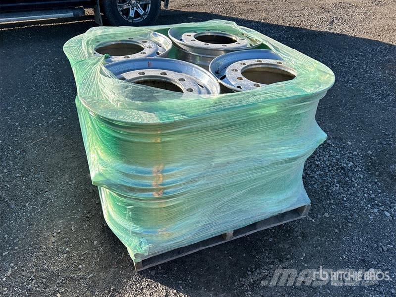  Quantity of (8) Alcoa Truck Wheels 轮胎、车轮、轮圈