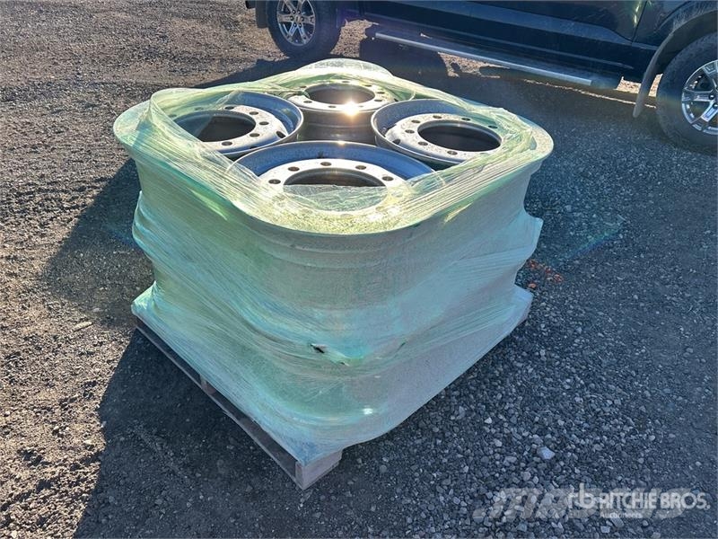  Quantity of (8) Alcoa Truck Wheels 轮胎、车轮、轮圈