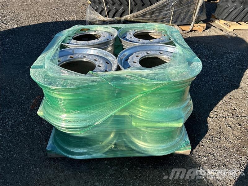  Quantity of (8) Alcoa Truck Wheels 轮胎、车轮、轮圈