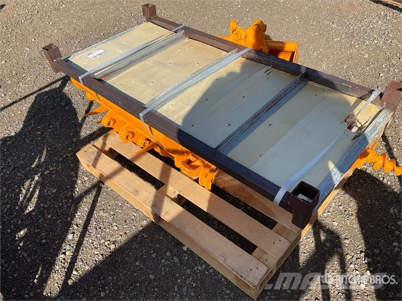  Quantity of (8)  GIYI Cat 301 GYA-8 Mini Excavator Otros componentes