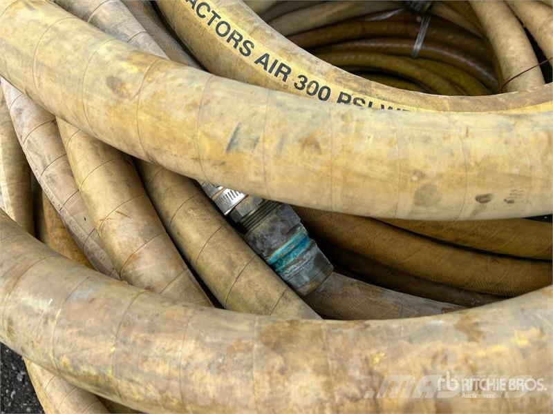 Quantity of (8) Hose Hydronic 1 1/2 in x 50 ft Costruzioni - Altro
