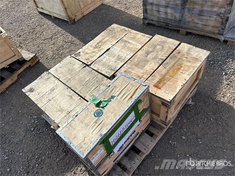 Quantity of (8) Machpro Hydraulic Thumb Hydraulic Godet