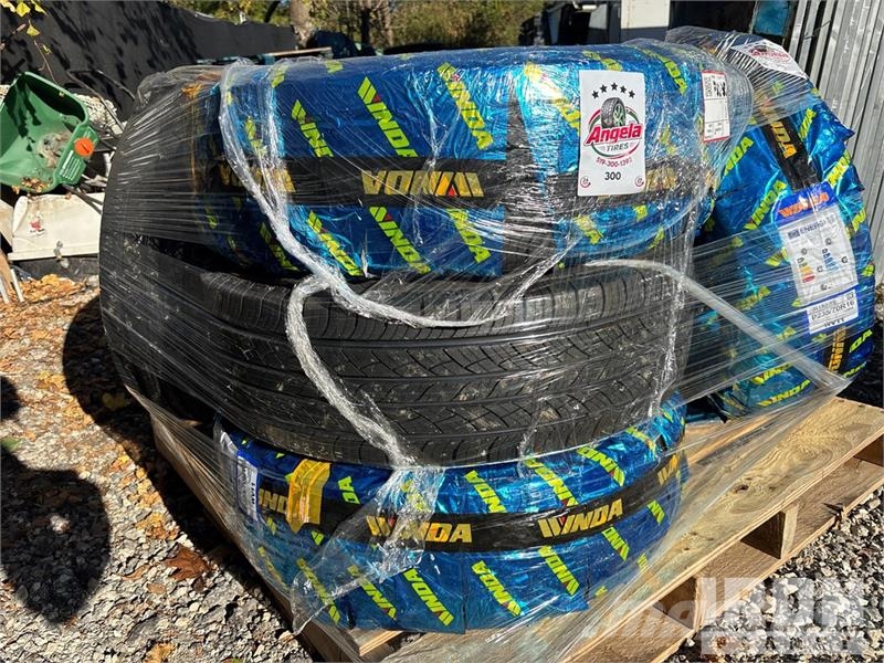 Quantity of (8) P235/70R16 Tires (Unused) 轮胎、车轮、轮圈