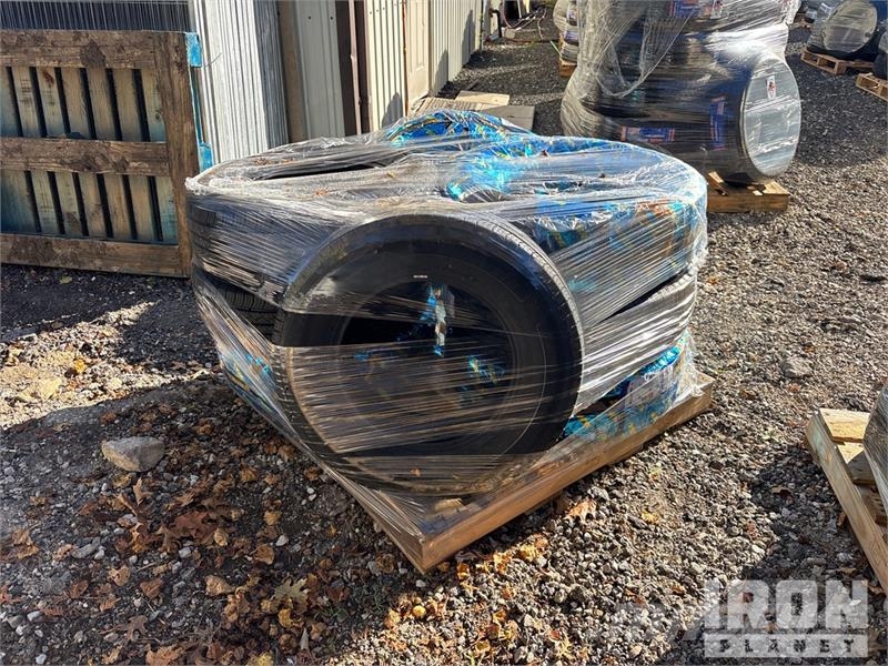  Quantity of (8) P235/70R16 Tires (Unused) 轮胎、车轮、轮圈