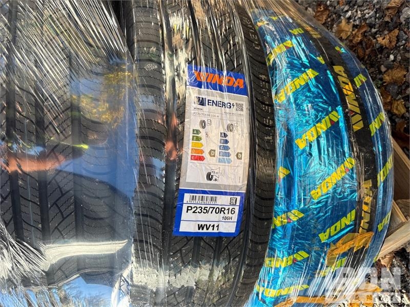  Quantity of (8) P235/70R16 Tires (Unused) 轮胎、车轮、轮圈