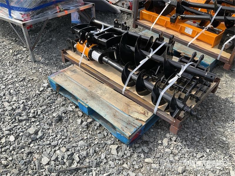 Quantity of (8) VICSEC VCA-8 Mini Excavator Attac Drugi deli
