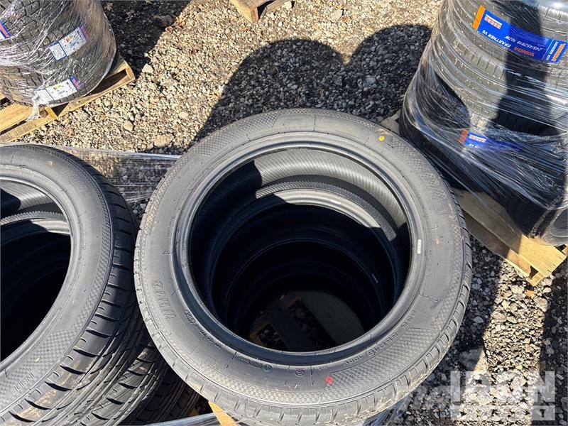  Quantity of (9) 235-55R-18 Tires (Unused) 轮胎、车轮、轮圈