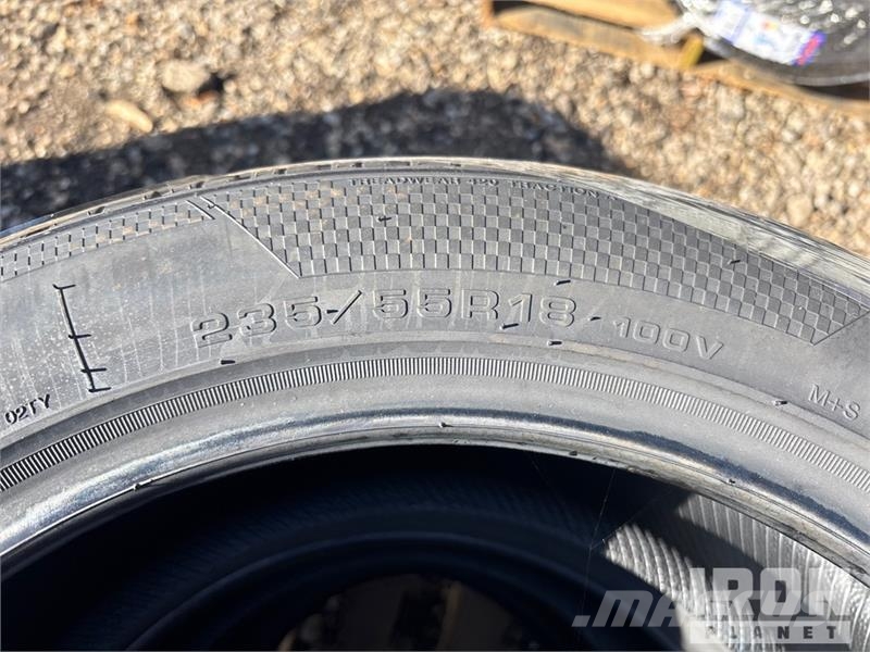  Quantity of (9) 235-55R-18 Tires (Unused) 轮胎、车轮、轮圈