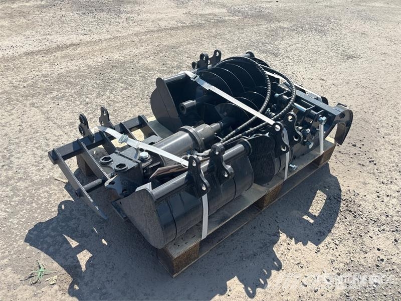 Quantity of (9) AGT 12EX-ATA Mini Excavator Attac Drugi deli