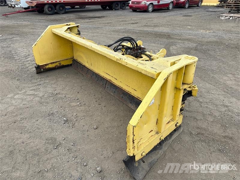  Quantity of 9 ft 9 in 2 Way Snow Pusher - Fits Whe Снежные отвалы и плуги