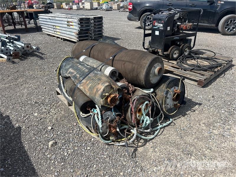 Quantity of (9) Sewer Balloons Drugi deli