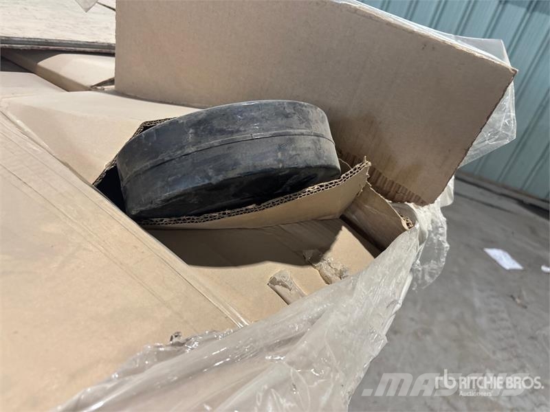 Quantity of (9) Traction wheels (Unused) Drugi deli