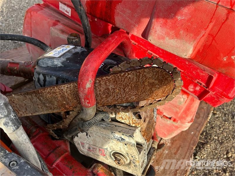 Quantity of Air Hammers and Saws Andere Zubehörteile